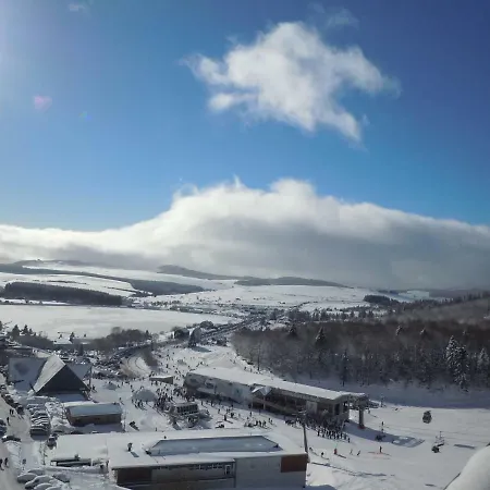 Aux Pieds Des Pistes Apartment